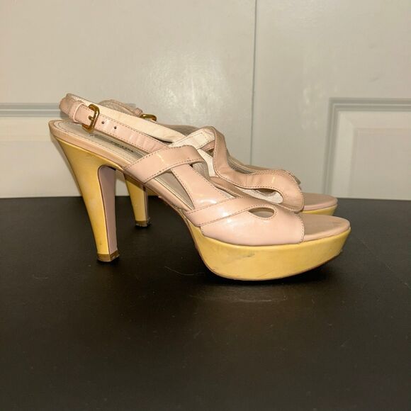 Prada Nude Patent Leather Platform Heels Size 36 Italy Y2K Slingback - Picture 2 of 10